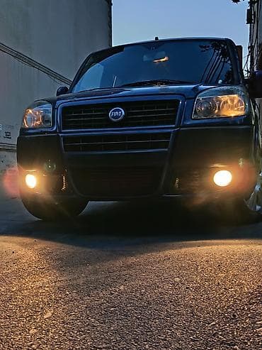 Fiat Doblo: 1.4 l | 2005 il 258063 km Van/Minivan