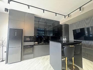 Mənzillər: İcarəyə verilir 3 otaqlı yeni tikili 100 m², Ağ şəhər q. Kateqoriya — 5