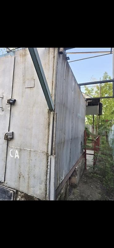 Qaraj – Dəmir vaqon rusundu - Material: tam metal konstruksiya, qalın — 2