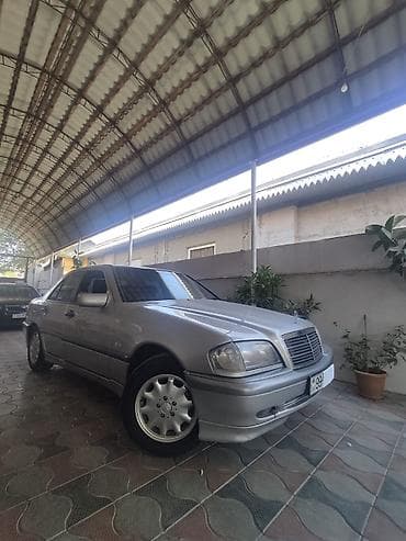 mercedes 160 a: Mercedes-Benz C200 sedan - Korpus: 4 qapılı sedan, gümüşü rəng - — 7