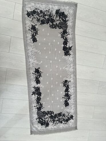 Hicab: Шарф Valentino. Оригинал. Шерсть. Размер 175см*70см. В идеальном — 4