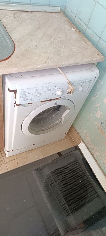Paltaryuyan maşın Indesit, 6 kq, İşlənmiş, Avtomat, Kredit yoxdur