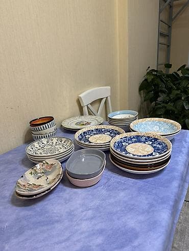 qarisiq sekiller: Qab-qacaq dəsti – keramika/porseleyn qarışıq, müxtəlif ölçü və — 2