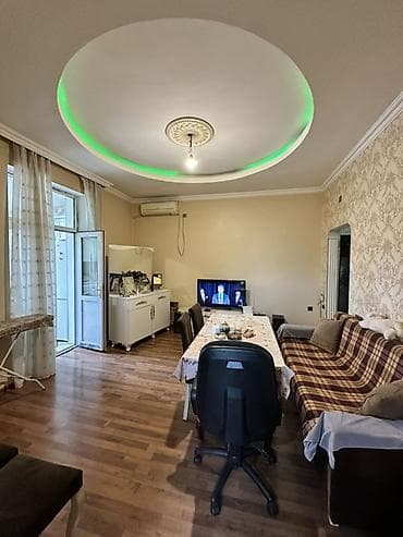 tecili satilan obyektler: 3 otaqlı mənzil – geniş zal və rahat yataq otaqları akademiyanın tam — 3