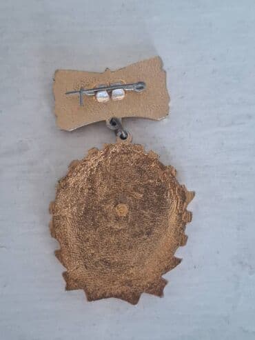 qedimi mirvari: Antikvar əşyalar satılır. Saldıqca (açarı yoxdur) Znaçoklar Qədim — 10