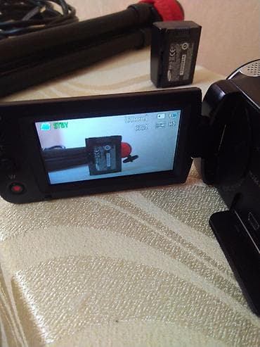 Samsung HMX-F80 rəqəmsal videokamera + mini tripod - Sensor: HD CMOS — 5