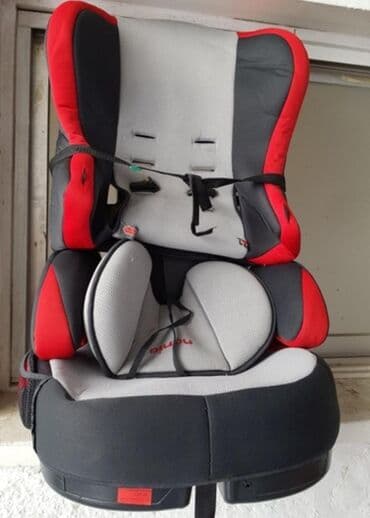 maşın ucun uşaq oturacağı: Uşaq avtomobil oturacağı 1yasdan 11 yaşa qədər. Fransa. dünya — 1