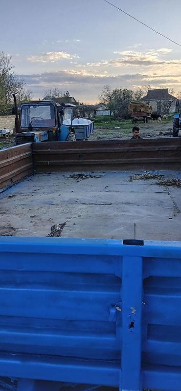 traktor elanlari: İkioxlu traktor qoşqusu - Rəng: mavi - Konstruksiya: möhkəm metal — 5