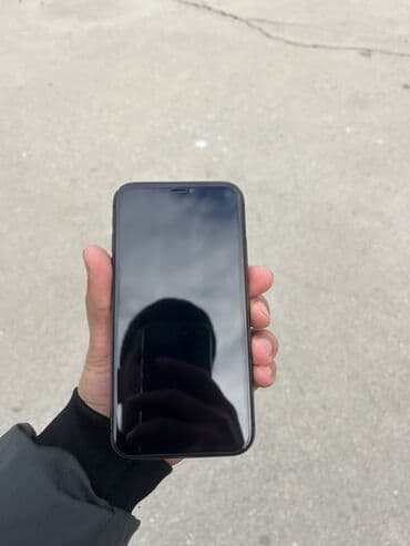 samsung s4 mini satilir: IPhone 11, Qara, Face ID — 5