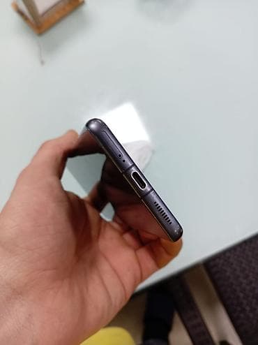 ayfon 8 pro: Xiaomi 12, цвет - Черный, 
 Две SIM карты — 5