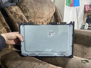 iphone 5 's: 2 ay islenilib lecili pula ehtiyac olduqunan satilir hec bir problemi — 3