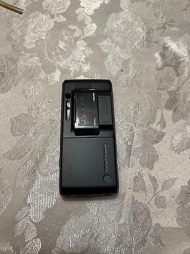 sony mp3 player: Sony Ericsson K800i — 2