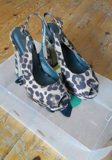 женские пляжные шлепанцы: Размер: 37, Б/у — 1