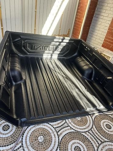 TAICENE pikap yük bölməsi üçün plastik bedliner - Model: TAICENE — 2