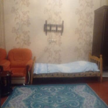 bir gunluk evler: 35 kv. m, 1 otaqlı — 2