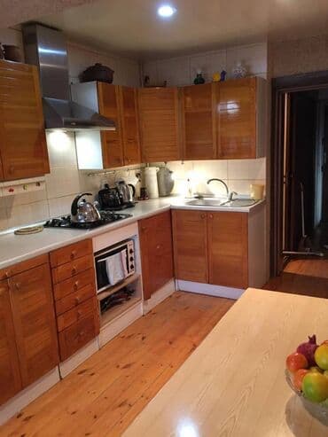 bina az musfiq qesebesi kohne tikili: Bakı, 3 otaqlı, Köhnə tikili, 80 kv. m — 3