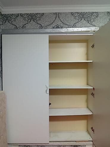 Ağ rəngli divardan-asma şkaf - Material: laminat/LDSP tipli ağ panel