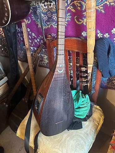Musiqi alətləri: Salam tecili satılır. Sazın mükəmməl səs tembri var toy sazı kimidə — 3
