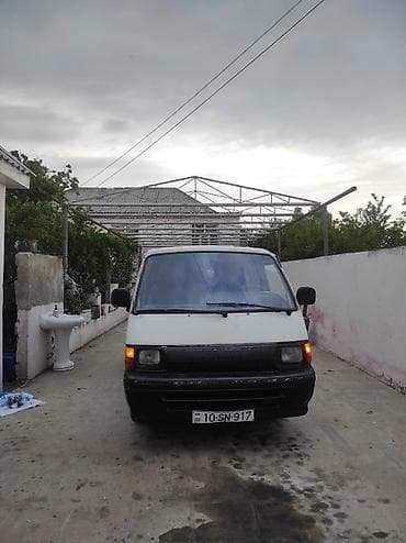 Avtomobil satışı: Toyota Hiace: 2.5 l | 1990 il — 7