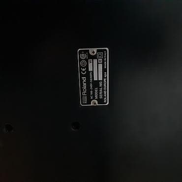 Səs avadanlığı: Sintezator, Roland, İşlənmiş, Ünvandan götürmə — 6