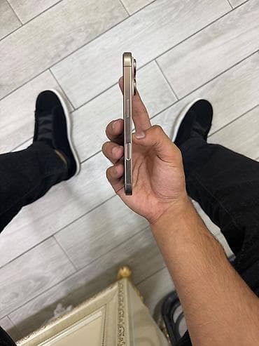ipad mini 5 satılır: IPhone 14 Pro, Qızılı, Simsiz şarj — 3
