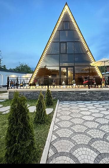 110 kv. m, 4 otaqlı, Hovuzlu — 1