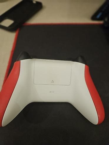 tv box redline: Xbox Wireless Controller – qırmızı rəng - Model: Yeni nəsil Xbox — 2