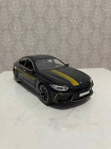 antik pullar: BMW M8 Manhart 800.
Yenidir ölçüsü 1/24.
Metrolara çatdırılma pulsuzdu — 1