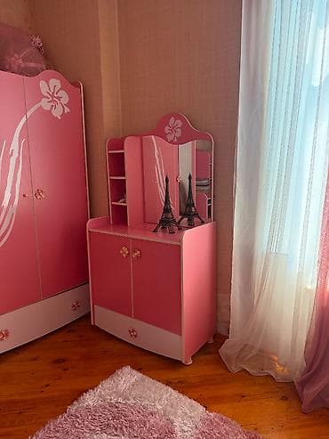 Мебель: Uşaq/qız otağı üçün mebel dəsti
mebel yaxşı vəziyətdədir, yeni kimidir — 2