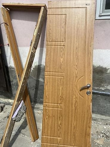 Tek tek 50 manat 2 si biryerde 80 manat Ağac teksturalı qapı dəsti və