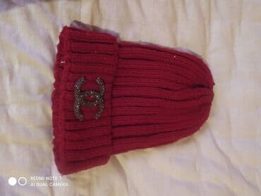 женские красные шарфы: Qadın papaqı satiram — 1