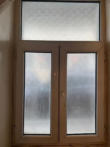 Bərkidici məhsullar: Plastik pəncərə dəsti - Material: ağ PVC/profil - Quruluş: 2 açılan — 1