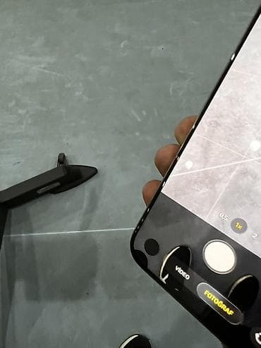 iphone 8 qiymet: IPhone 15 Pro Max, 256 GB, Gümüşü, Face ID — 2