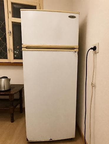 Soyuducu 160 azn satilir‼️unvan elmler 2111 sekine — 1