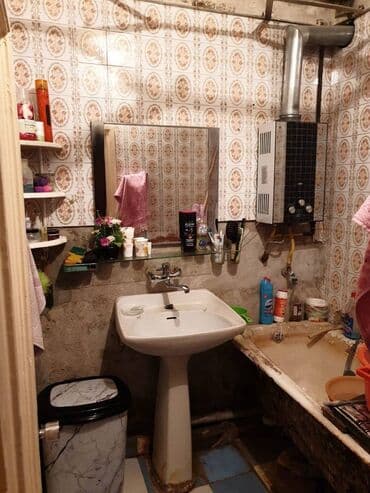 ağ şeher evler: Bakı, 3 otaqlı, Köhnə tikili, m. Həzi Aslanov, 50 kv. m — 9