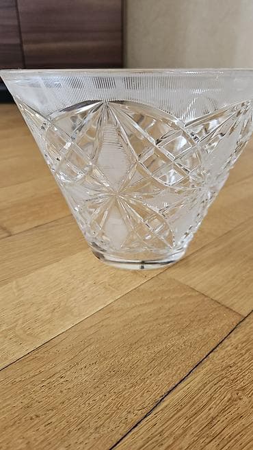 ev ucun: Xrustal — 2