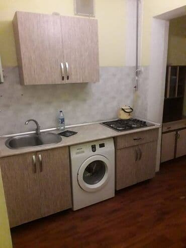 sumqayit bina evi: Binəqədi rayonu,9 cu mikrorayonda,pajarninin yanında,2 otaqlı, orta — 5