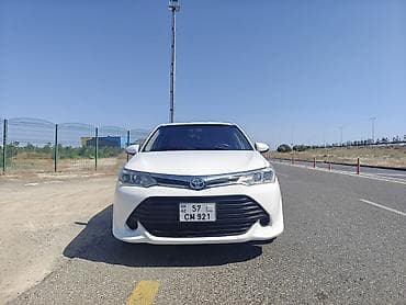 byd disk teker: Toyota Corolla Fielder Hybrid, ağ rəng, universal (wagon) kuzov — 3