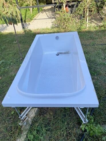 asma tavan hamam: Akril vanna — düzbucaqlı forma, ağ rəng. - Ölçü təxminən: 170×70 sm — 4