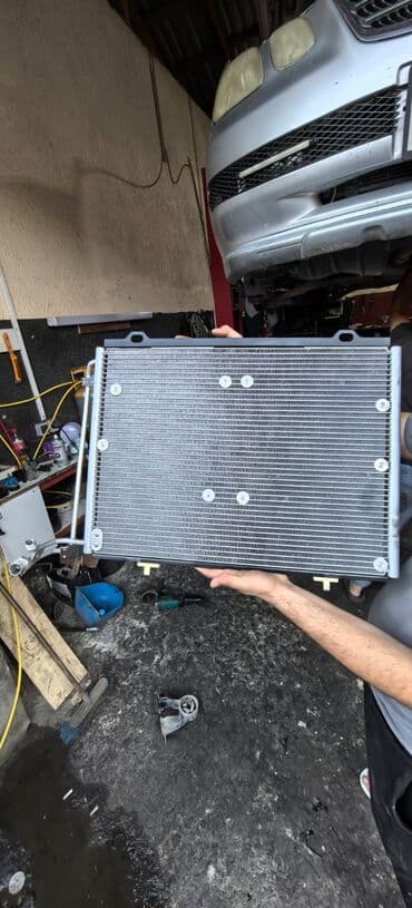 jiquli ucun kondisioner: Avtomobil kondisioneri üçün radiator, avtomobilin soyutma sisteminin — 2