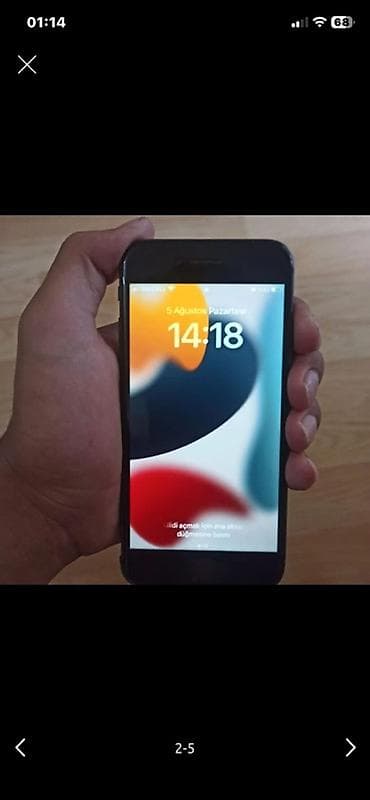 iphone 7 plus qiymet: IPhone 8, 64 GB, Qara, Barmaq izi — 2