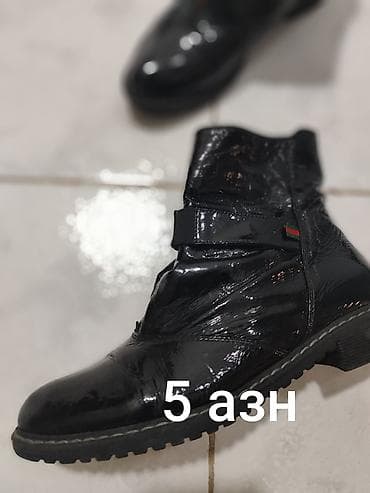 Paltolar: Продается все по 5 -10 Ман. фирмы манго и другие, многие не носились — 10