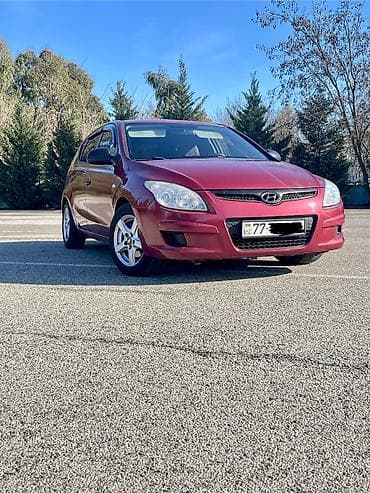 Hyundai i30: 1.6 l | 2007 il Hetçbek