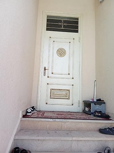 lis demir: Metall qapılar – dekorativ naxışlı, üst şüşə pəncərəli modellər — 2