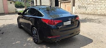 mazda 2: Kia Optima: 2.4 l | 2012 il Sedan — 3