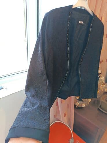 женские кардиганы большого размера: Qadın jaketi – GILDA, ölçü 44 - Rəng: qara - Model: düyməsiz, açıq — 3