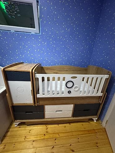 ikea mebel: Beşik satilir tecili 130 azn. Yellenendir. Matras var. Deffektsizdir — 1