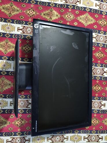 universal monitor: Monitor isliyir əla vəziyyətdədir — 1