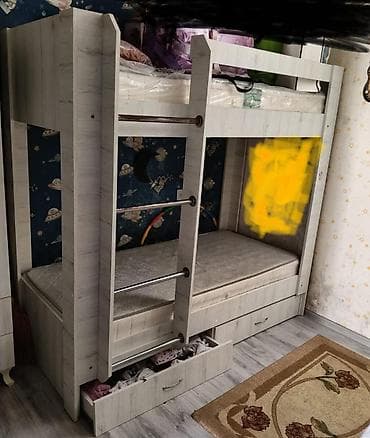 il: Oğlan və qız üçün, İşlənmiş, Çarpayı, Matras ilə, Siyirməli — 1