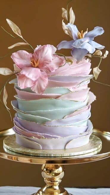 Чай, кофе, напитки: Təzə bişmiş qat-qat xəmirdən hazırlanan şirin bulkalar/səməni — 10